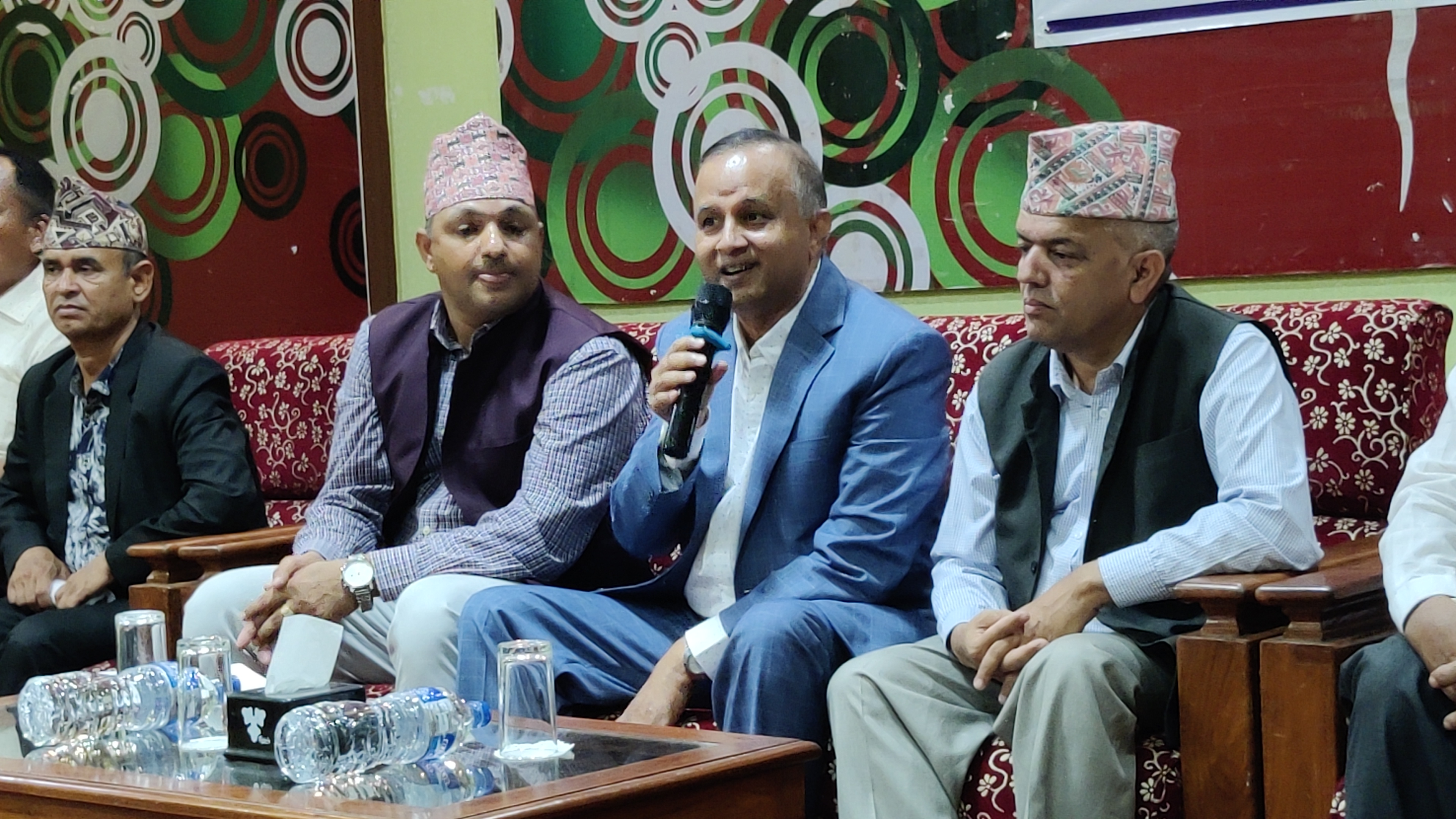 कालो धनलाई वैध बनाउन नपाउँदा गभर्नरमाथि आक्रमणः शंकर पोखरेल
